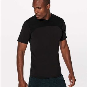 Lululemon Licence to Train short sleeve tee